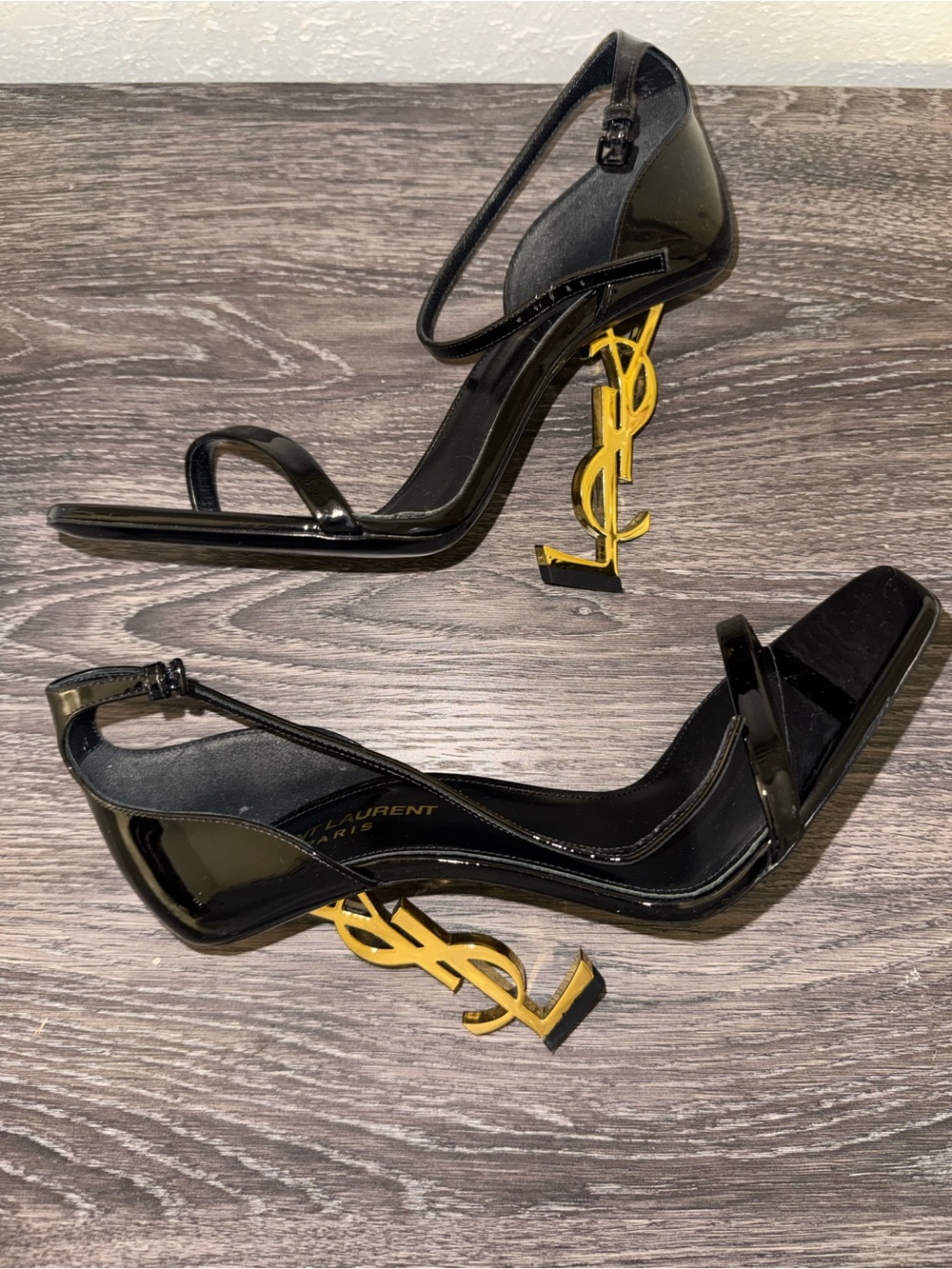 AUTHENTIC YSL Black Patent / Gold Logo Heel - Picture 9 of 10